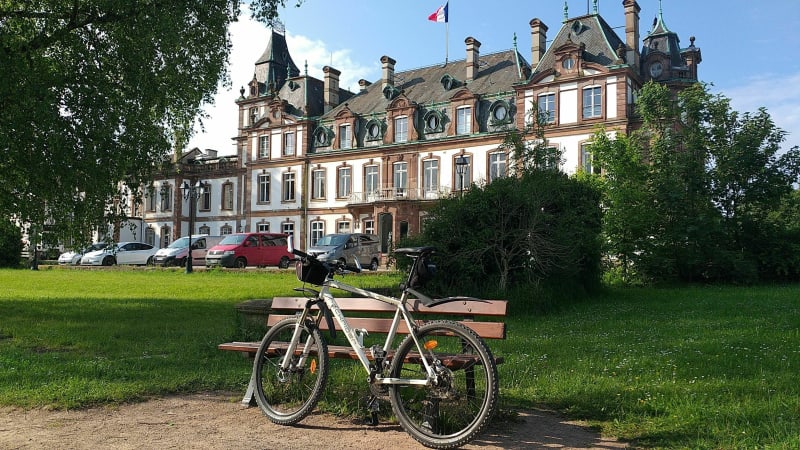 Le Château de Pourtales et la forêt de La Wantzenau à vélo - La Wantzenau