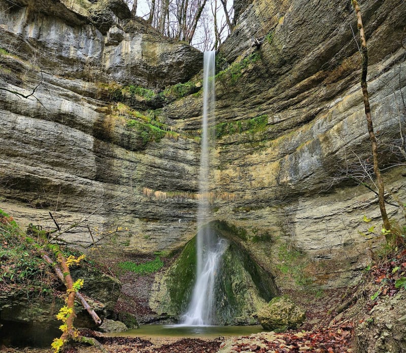 Randonnée ressourçante à la Cascade de Vau et Belvédère de la Thuyère - Montgesoye