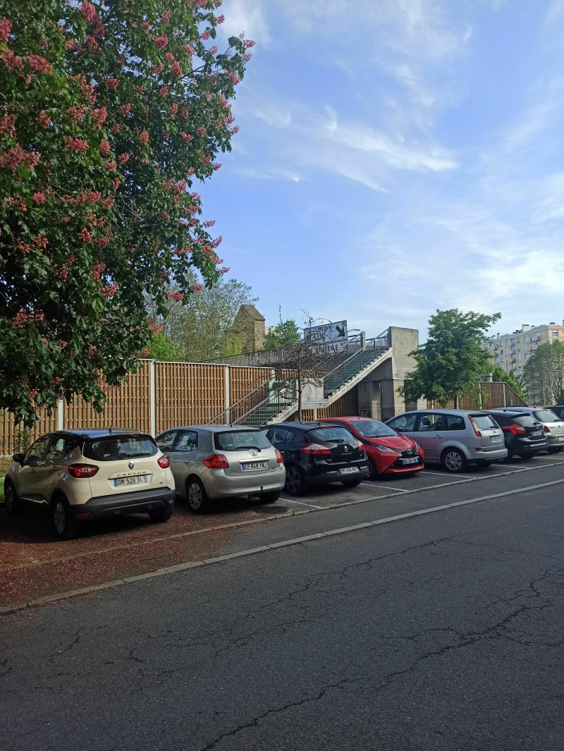 Place de la Rivière vers le Pilat par Planfoy - Saint-Étienne