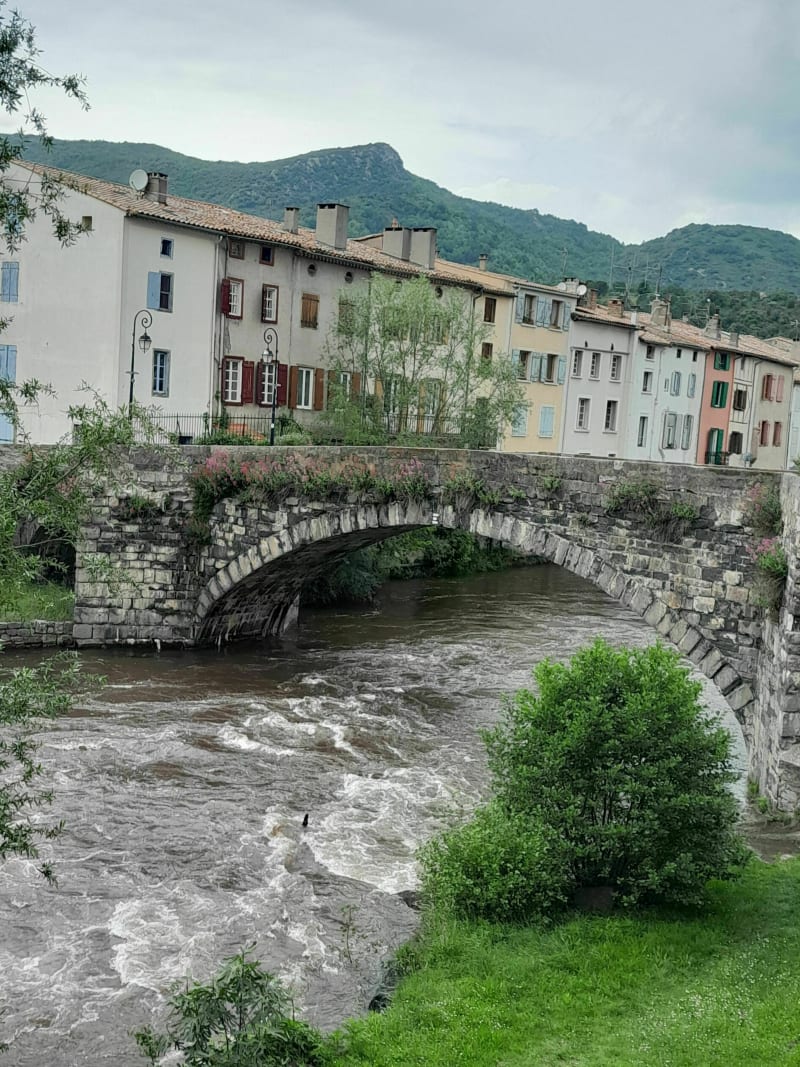 Quillan Les Trois Quilles - Quillan