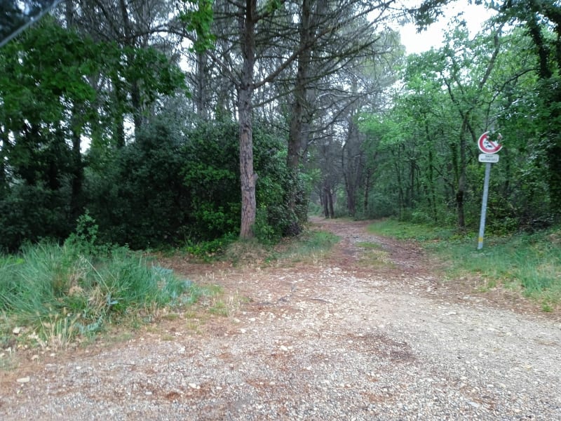 Boucle Rochegude, Derboux, Bollène, par le massif d'Uchaux à VTT - Rochegude