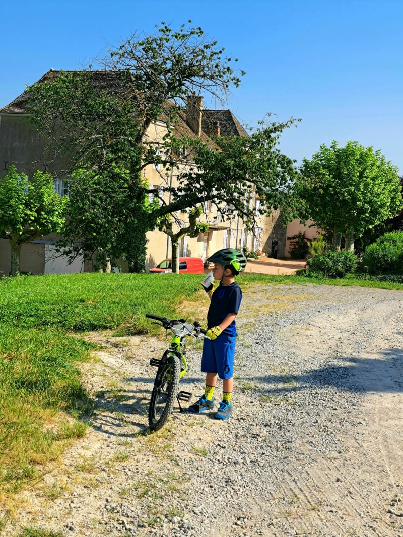Balade en famille par le château de la Greffière - La Roche-Vineuse