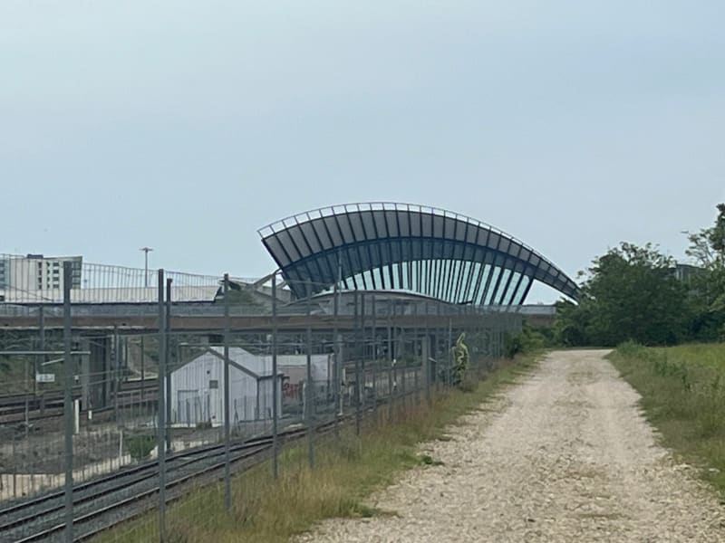De Décines à l’aéroport par Genas à VTT - Décines-Charpieu