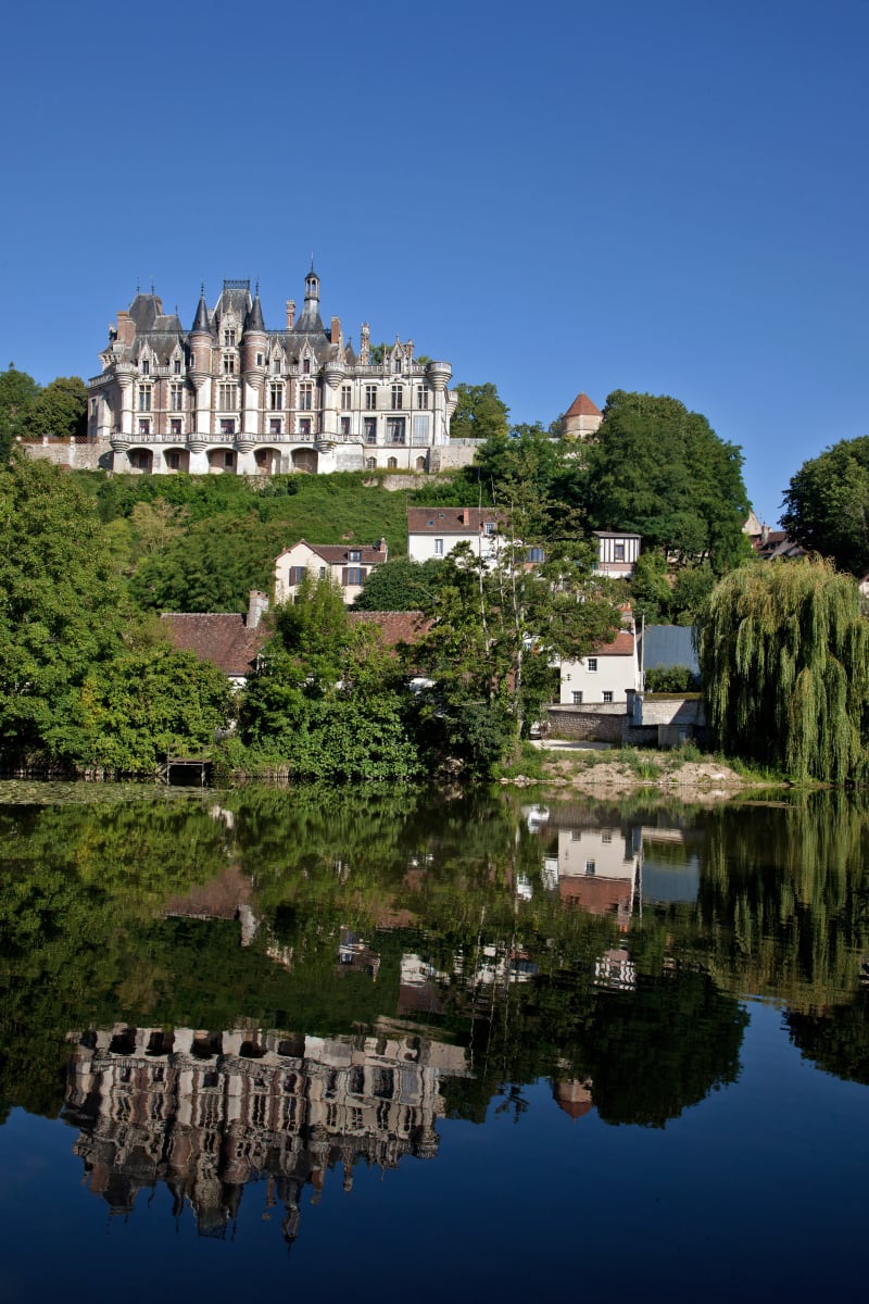 Au pied du château de Montigny - Cloyes-les-Trois-Rivières