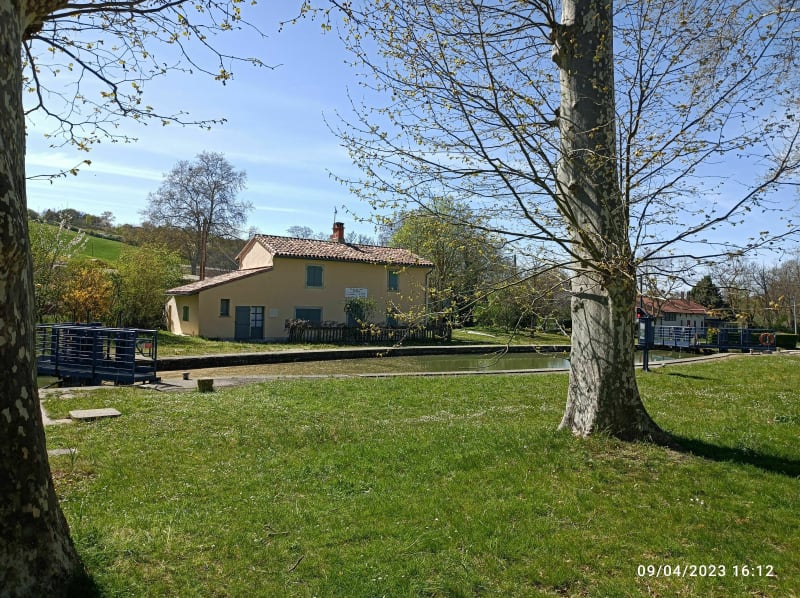 L'écluse de Gardouch et Laval. - Gardouch