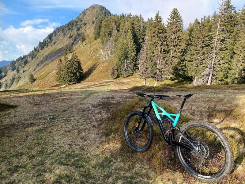 Chalet de l'Aulp de Tours, depuis la Bottière à VTT - Albertville