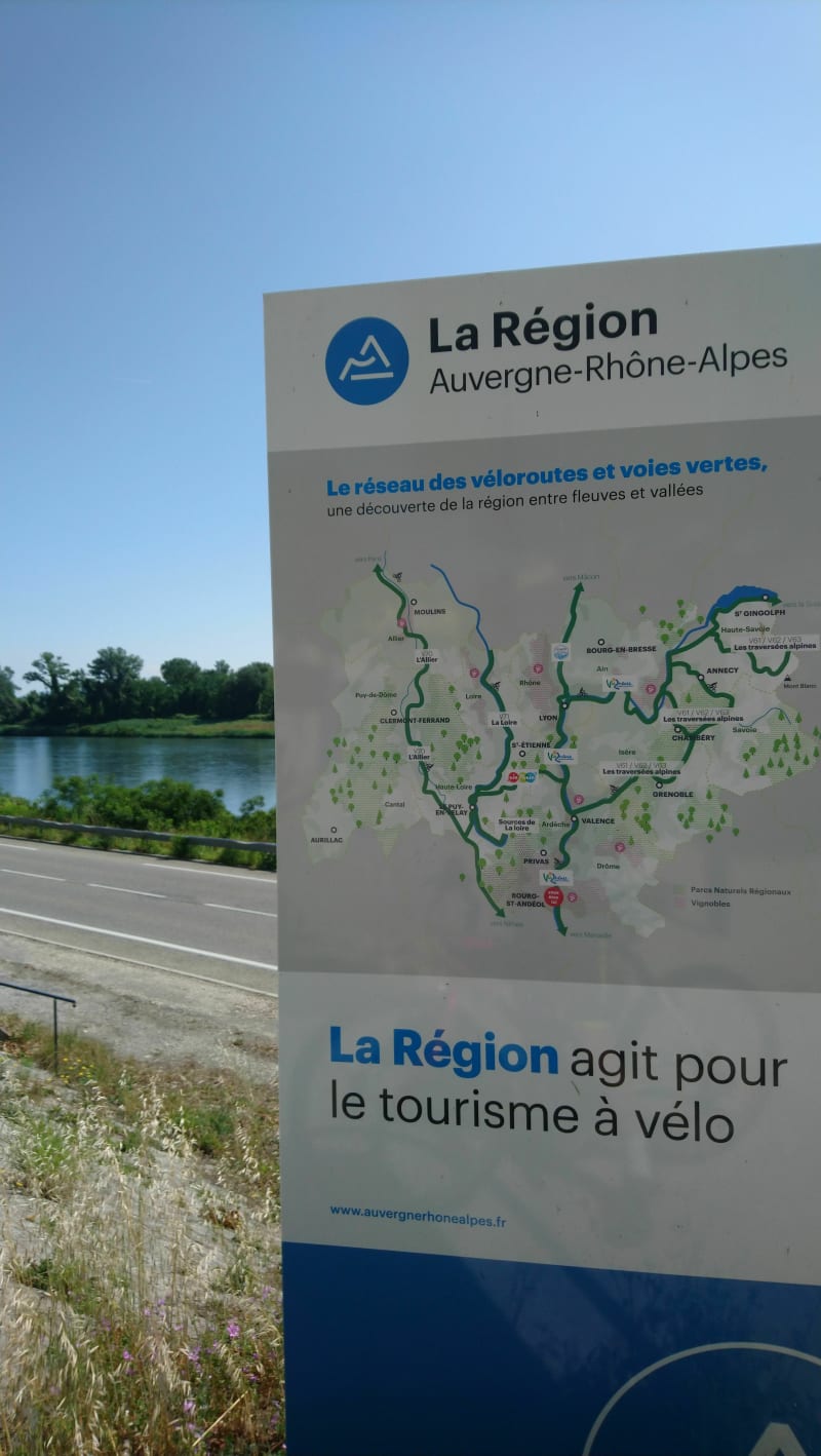 De Bourg St-Andeol à Port de Viviers, par la via Rhôna - Bourg-Saint-Andéol