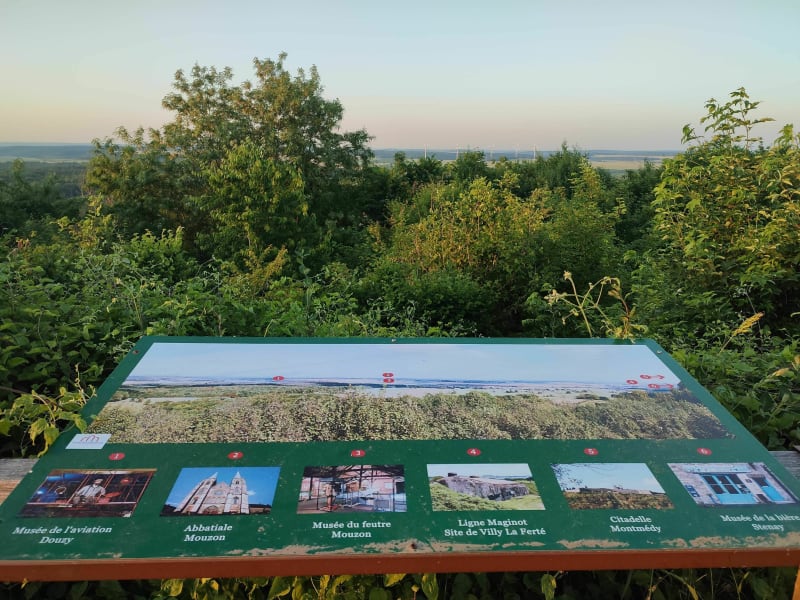 Promenade jusque la butte de Stonne - La Besace