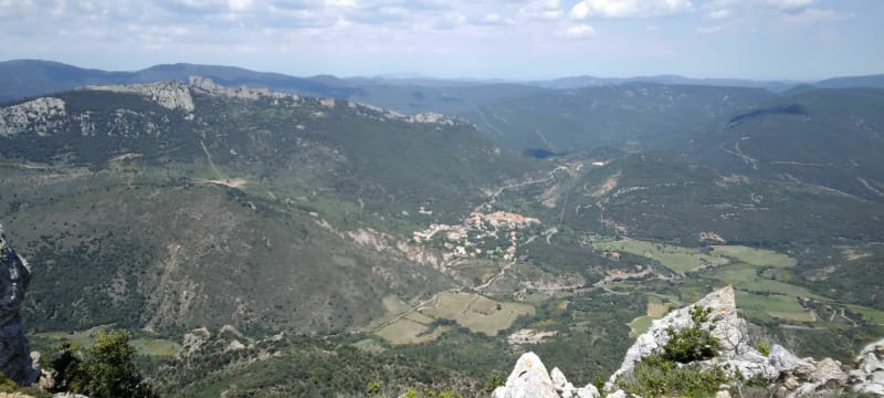 Grau du Maury, par le Col de Laprès dans les environs de Cucugnan - Cucugnan