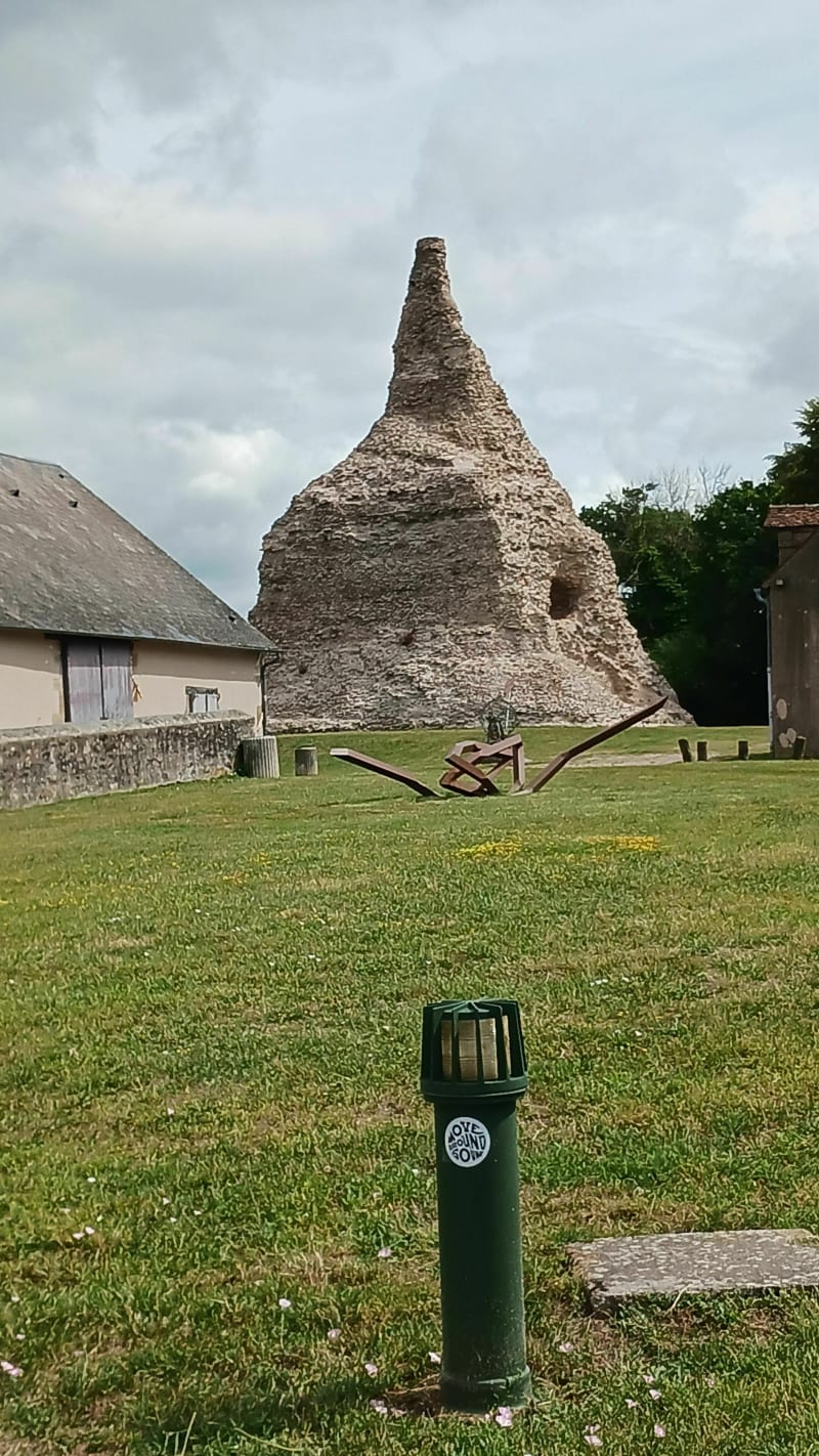 Tour du lac de Vallon et pyramide de Couhard à Autun - Autun