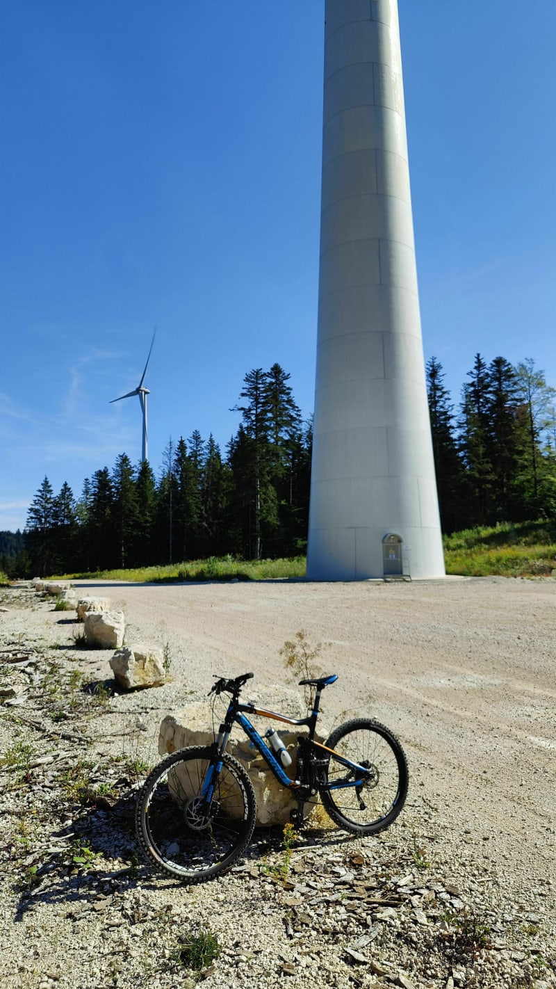 Balade aux héoliennes d'Apremont - Bellignat