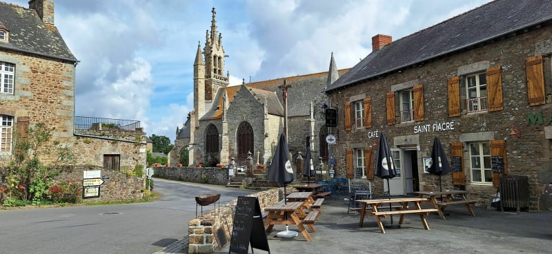 Balade bucolique et historique dans la campagne bretonne - La Chapelle-Chaussée