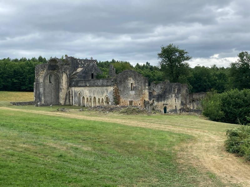 A travers la campagne Périgourdine et ses monuments à Milhac-de-Nontron - Milhac-de-Nontron