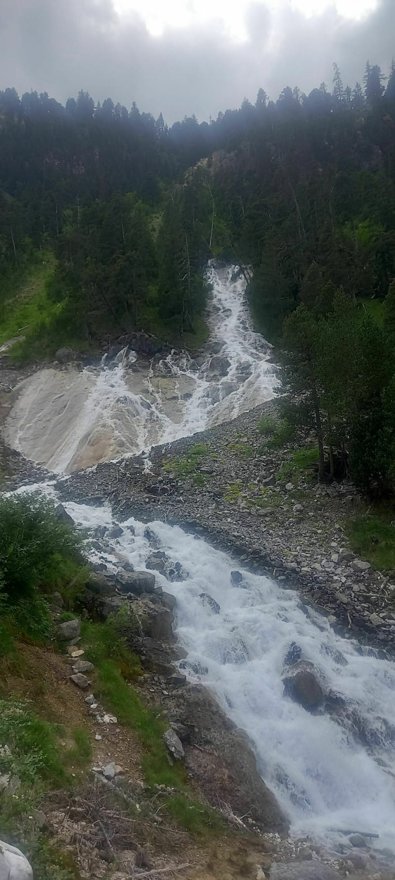 Cascade des Poux à partir du lac de la Rosière - Courchevel