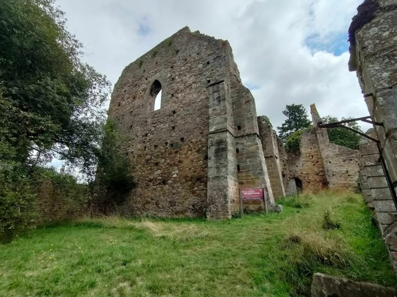 Saint-Sulpice-la-Forêt - Du côté de l'Abbaye - Saint-Sulpice-la-Forêt