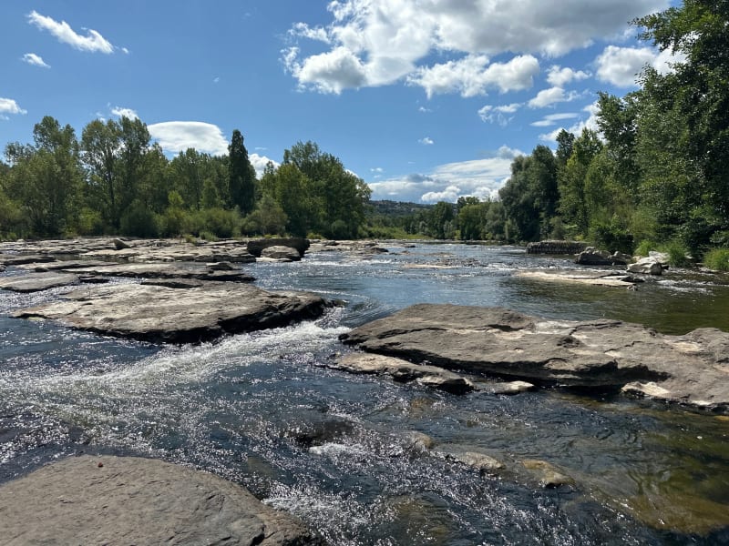 De Saint-Privat à Saint-Julien-du-Serre par les Coutasses - Saint-Privat