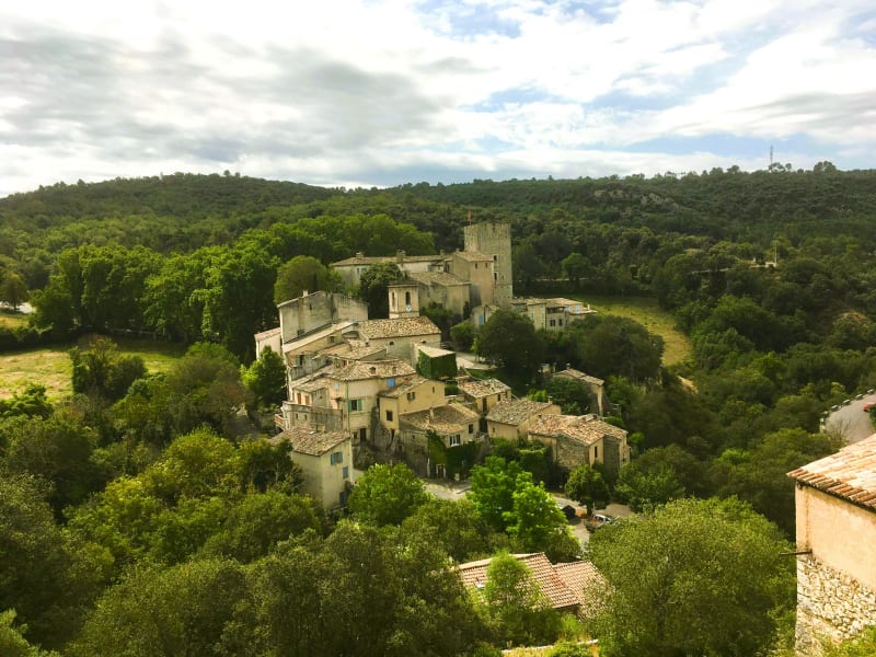 Esparron-de-Verdon, bourg, château, plateau et Lac d'Esparron - Esparron-de-Verdon
