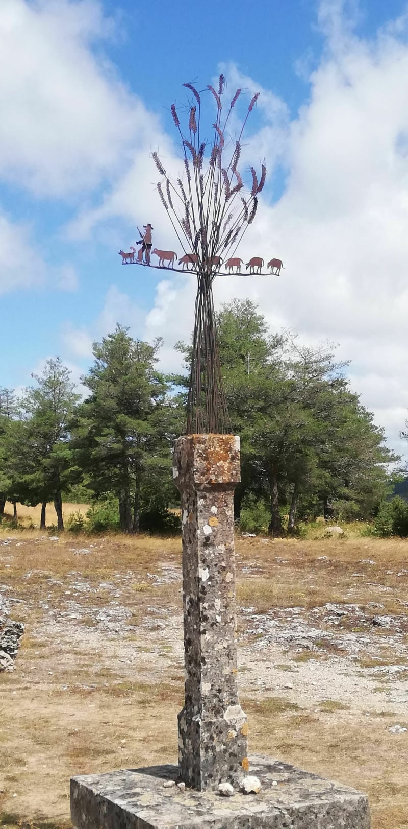 Saint-Pierre-des-Tripiers, le sentier des Arcs - Saint-Pierre-des-Tripiers