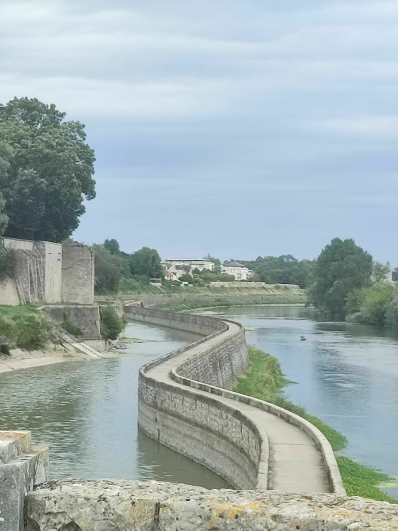 Randonnée à vélo le long du Canal d'Orléans - Saint-Jean-de-Braye