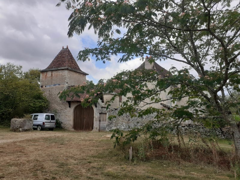 Près Foissac, balade au milieu des chênes lierre et cigales - Foissac