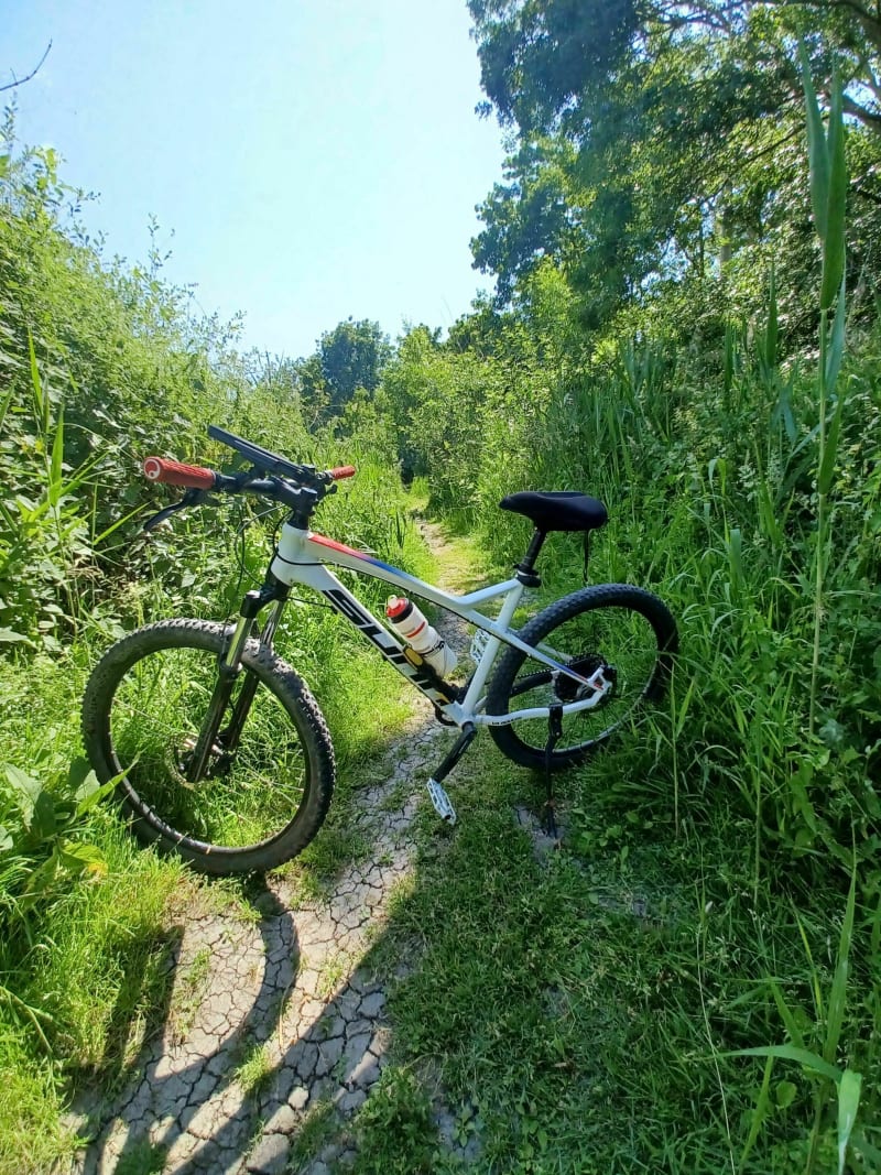 Tours et détours autour de St Étienne-de-Montluc - Saint-Étienne-de-Montluc