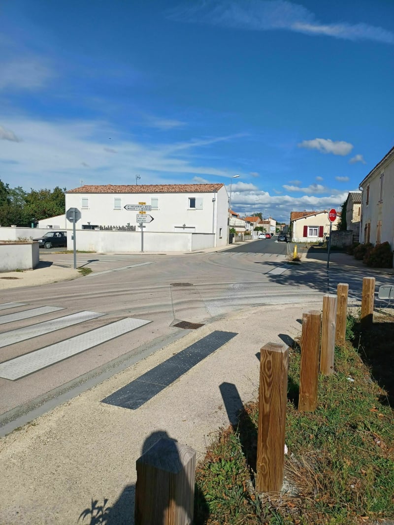 Détours entre Boisseuil Maizeron et Boutrit. - Saint-Mard