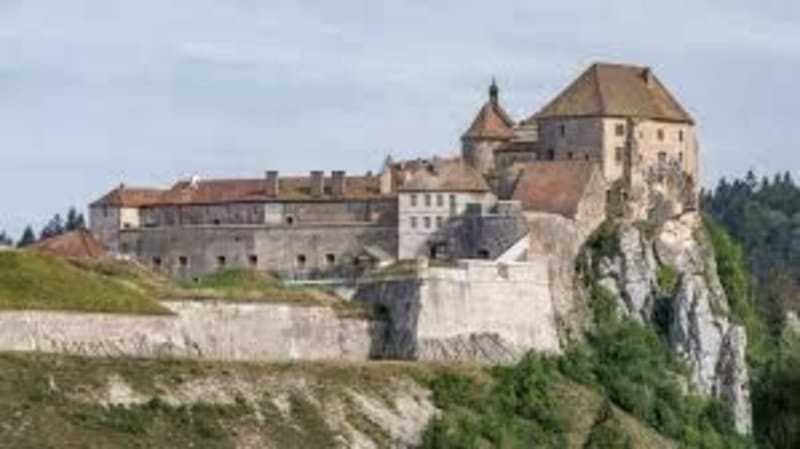 Crossat, Fort Malher, Château de Joux, Crossat - Montperreux