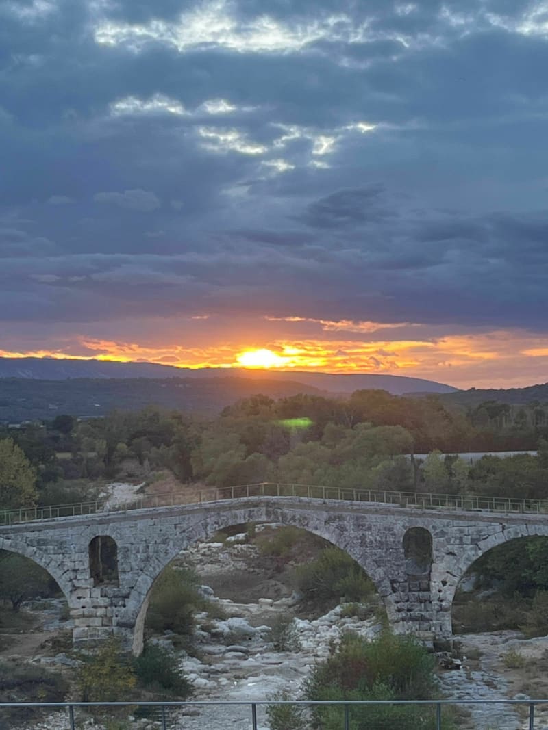 Robion jusqu’au Pont-Julien - Robion