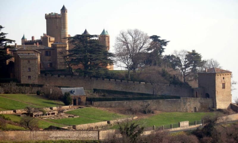 Balade vers le château de Montmelas - Gleize