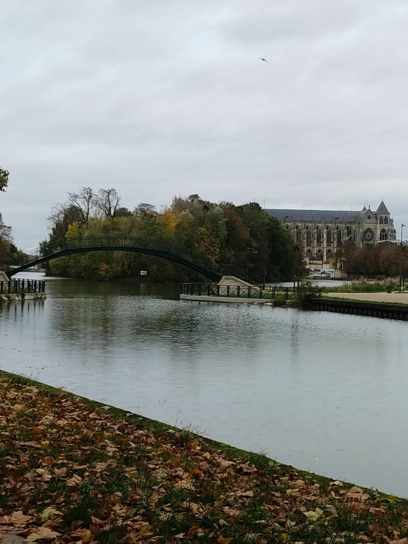 En pleine nature aux portes de la ville de St-Memmie - Châlons-en-Champagne