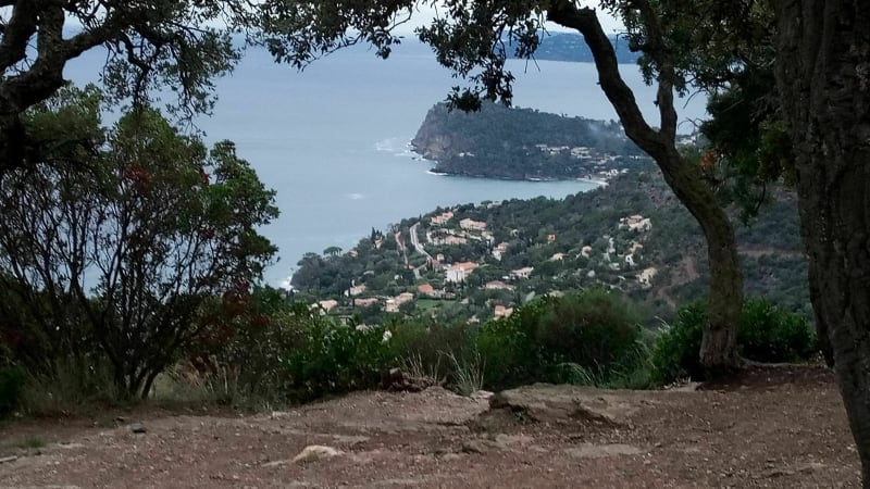 La route des Crêtes de Bormes-les-Mimosas au col du Canadel par Le Lavandou - Bormes-les-Mimosas