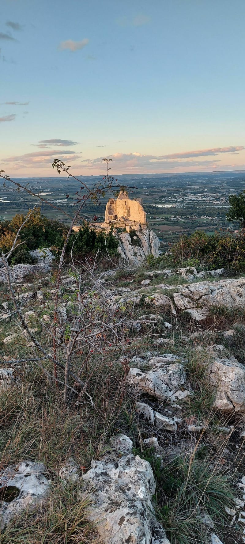 Belle balade sur la crête de Crussol - Saint-Péray