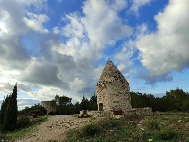 Balade château et moulins - Calvisson