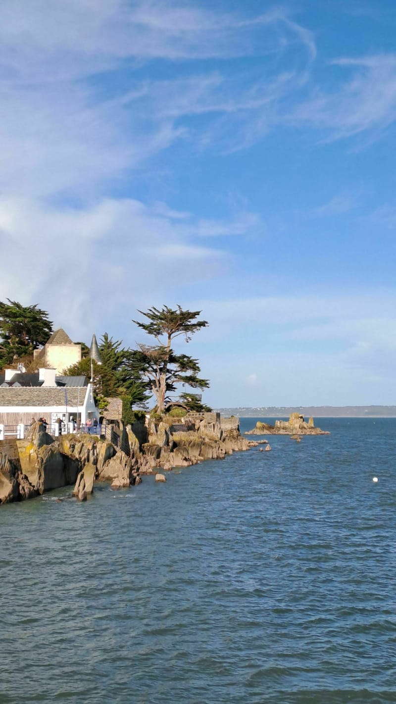 Le long de la côte de Locquirec - Locquirec