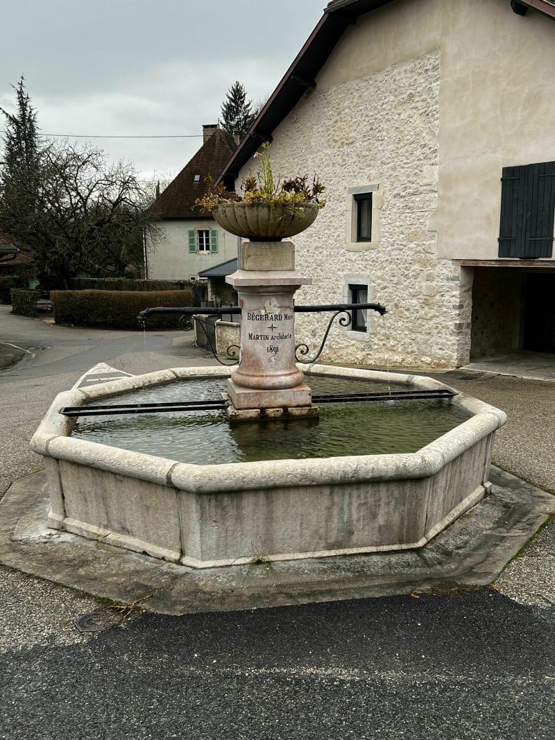 Belle petite randonnée dans la commune de Magnieu - Magnieu