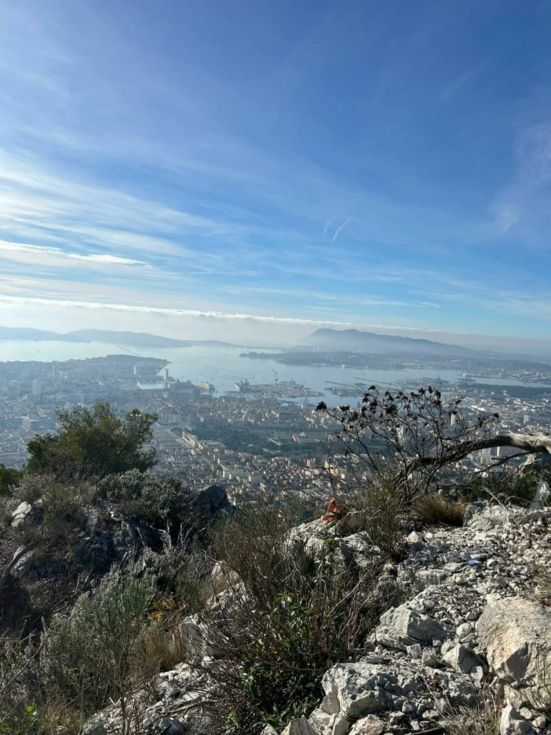 Boucle avec montée verticale au sommet du Faron - Toulon