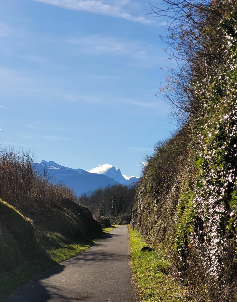 Ogeu - Larunssur la voie verte - Ogeu-les-Bains