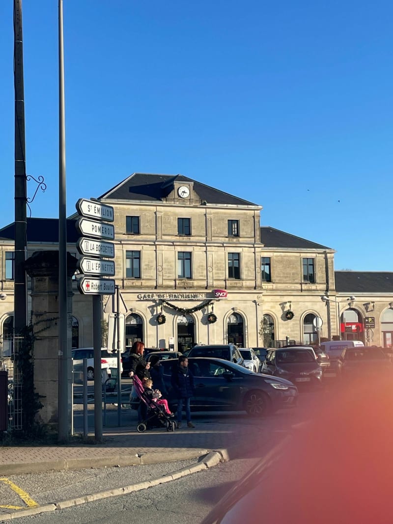 Gare de Libourne vers la gare de Saint-Denis-de-Pile - Libourne