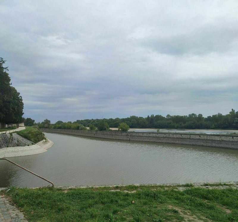 Balade  à vélo le long du Canal d'Orléans jusqu'à l'étang de la Vallée - Orléans