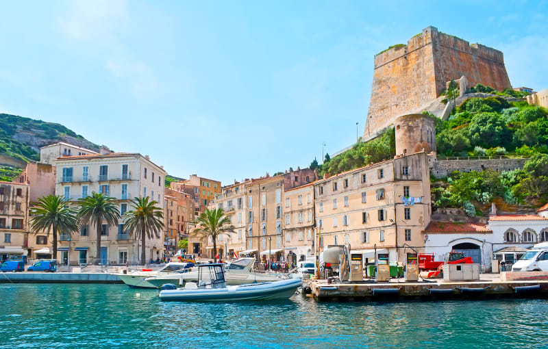 Bonifacio, tour de roues sur la GT20 - Bonifacio