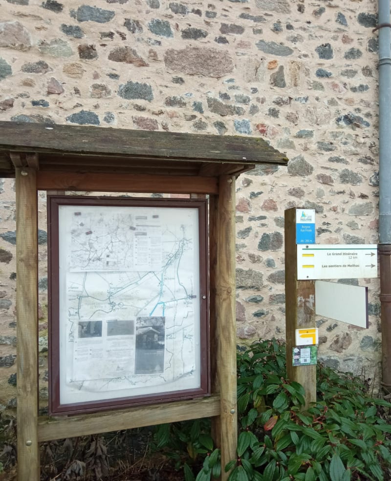Burgnac . Sentier des belles vues. - Burgnac