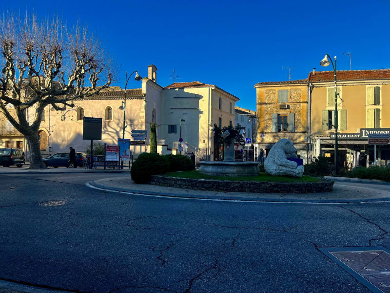 Boucle dans l’Enclave des Papes entre Valréas et Grillon - Valréas