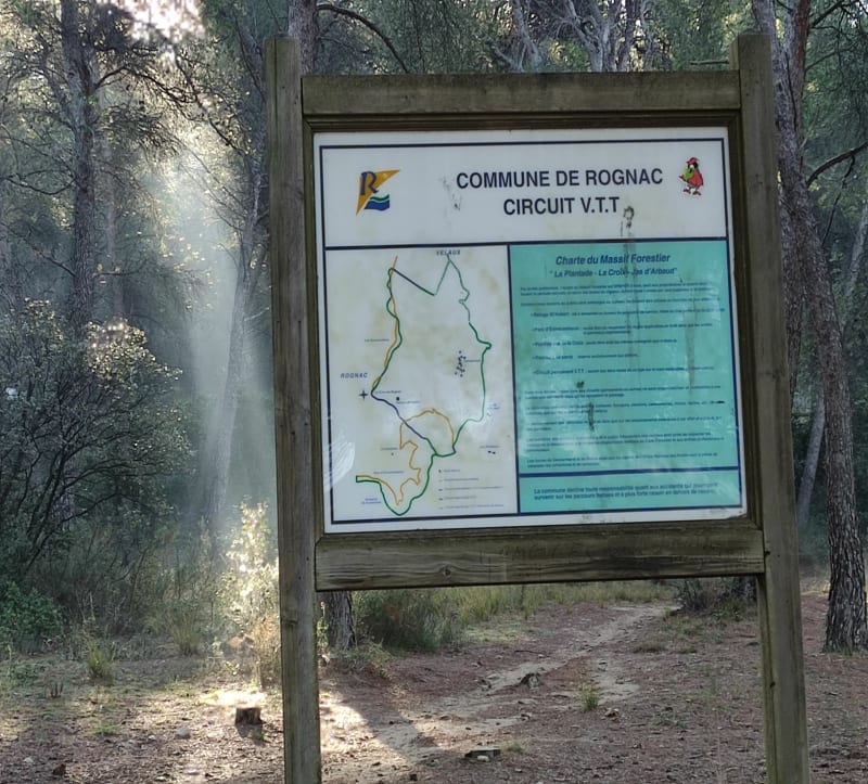 De Rognac au lac bleu (le Realtor) - Rognac