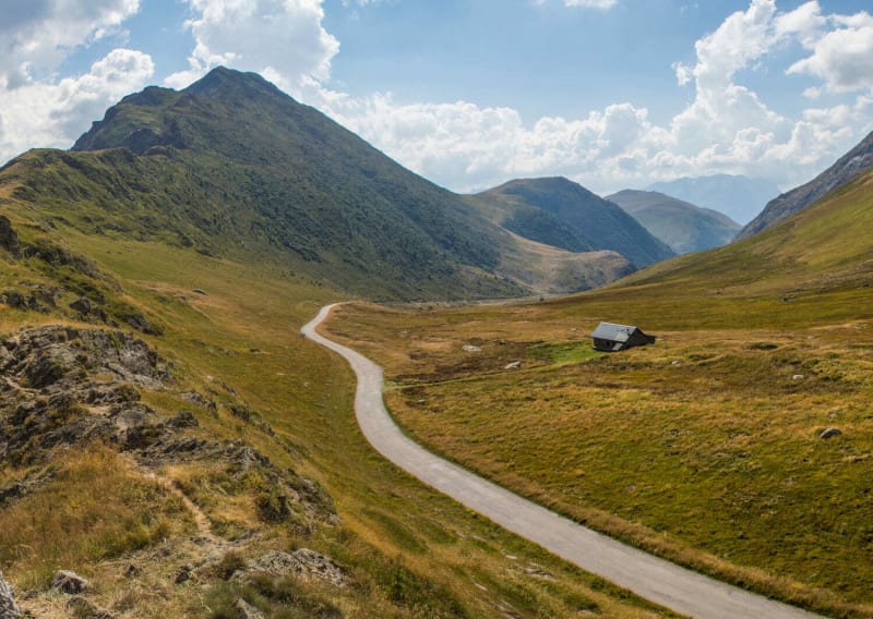 Montée sur le col de Sarenne au départ de l'Alpe d'Huez - Huez