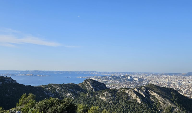 Balade à la Fontaine d'Ivoire depuis le parc du Roy d'Espagne - Marseille