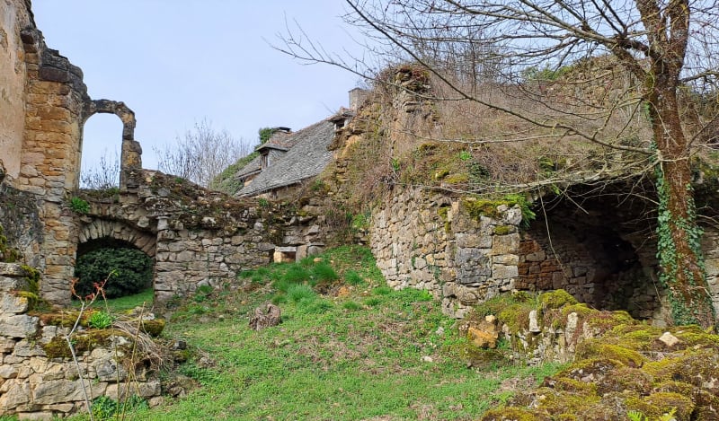 Boucle à Grioudas village - Montrozier