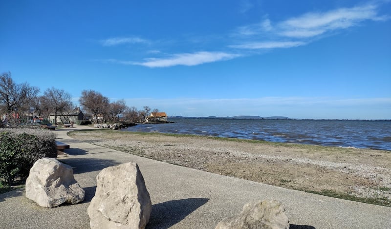 De la Cadière au canal en passant par l'étang de Bolmon - Marignane