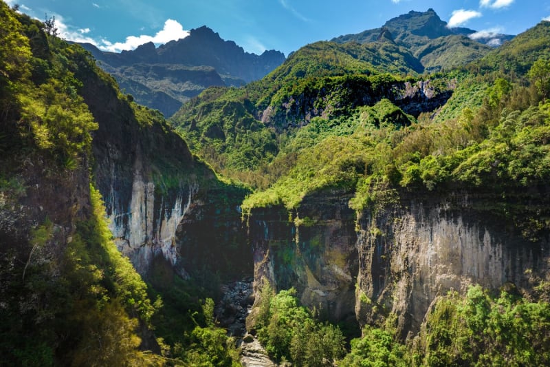 Vue sur le cirque de Cilaos à La Réunion.