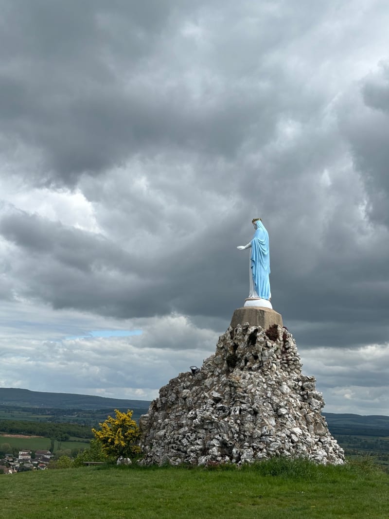 Chemin de la Jouvencelle en boucle de 20 kilomètres - Saint-Gengoux-le-national