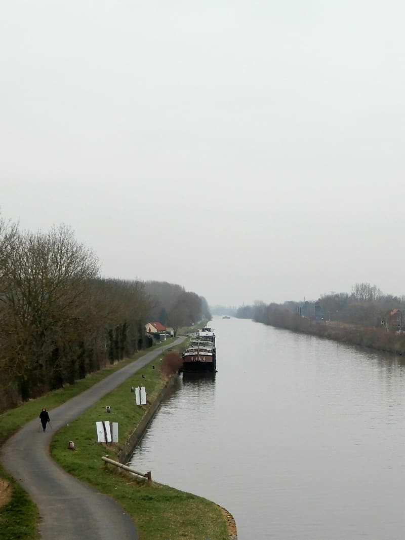 Beuvry le long du canal aux marais - Beuvry